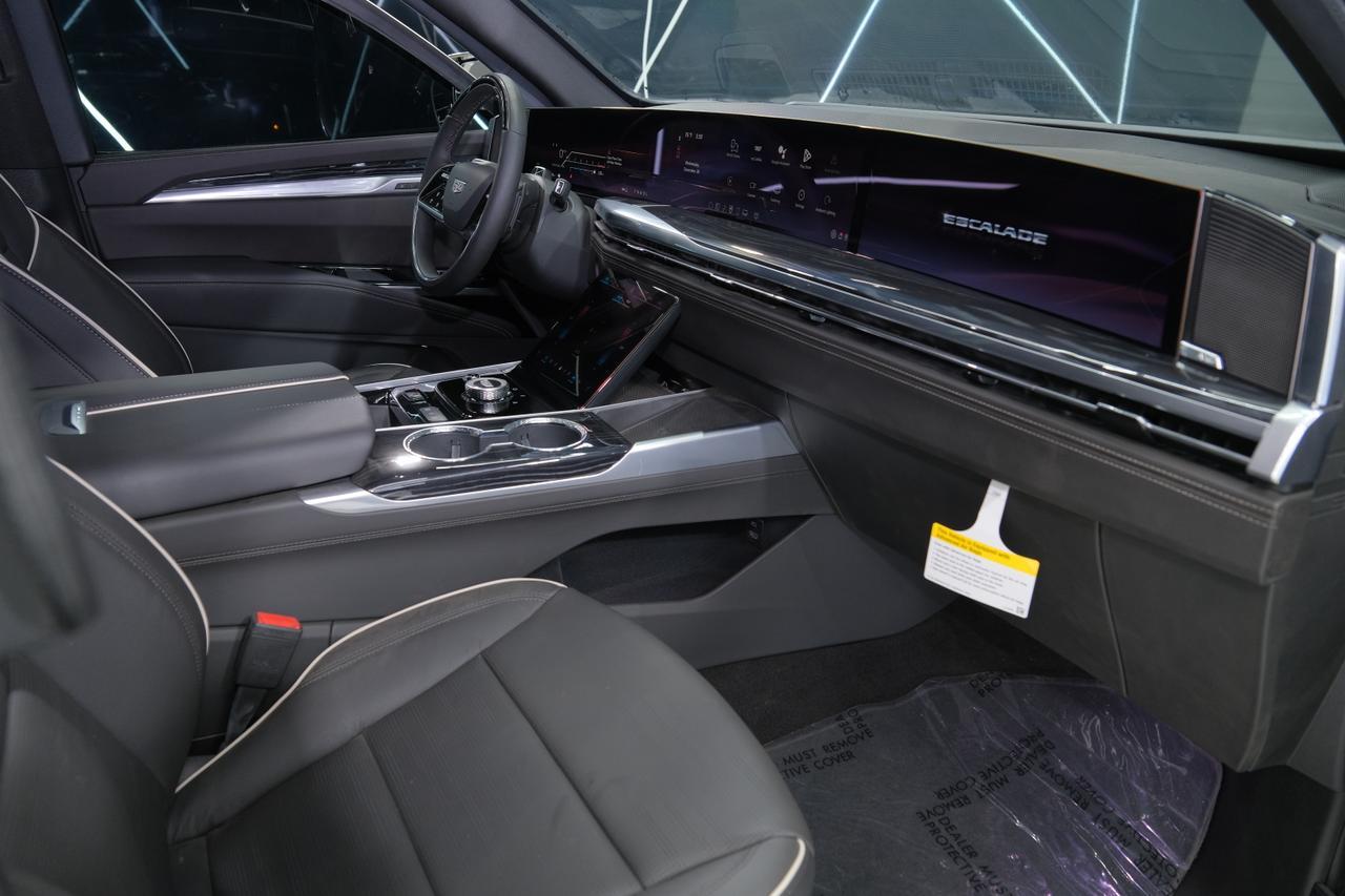 2026 Cadillac Escalade ESV Sport Miami FL
