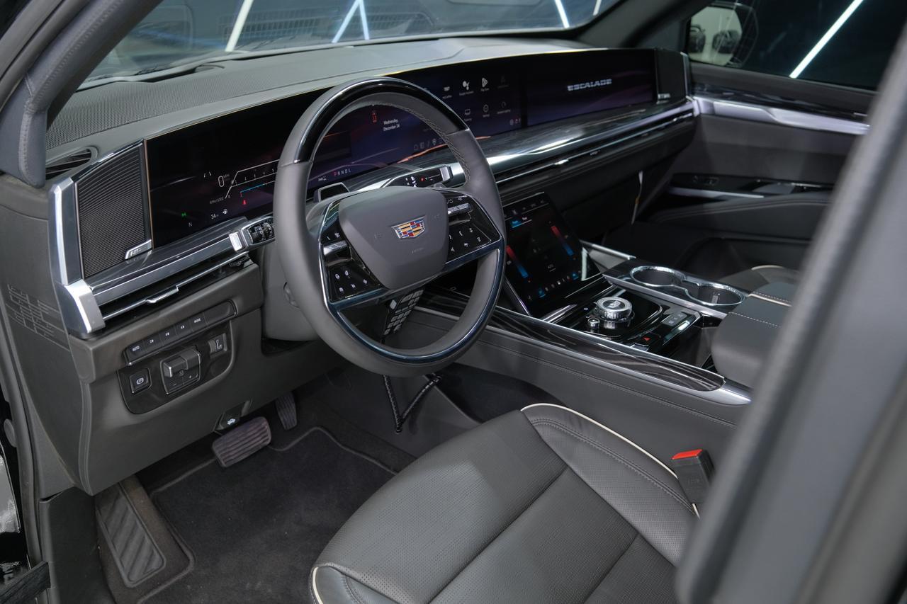 2026 Cadillac Escalade ESV Sport Miami FL