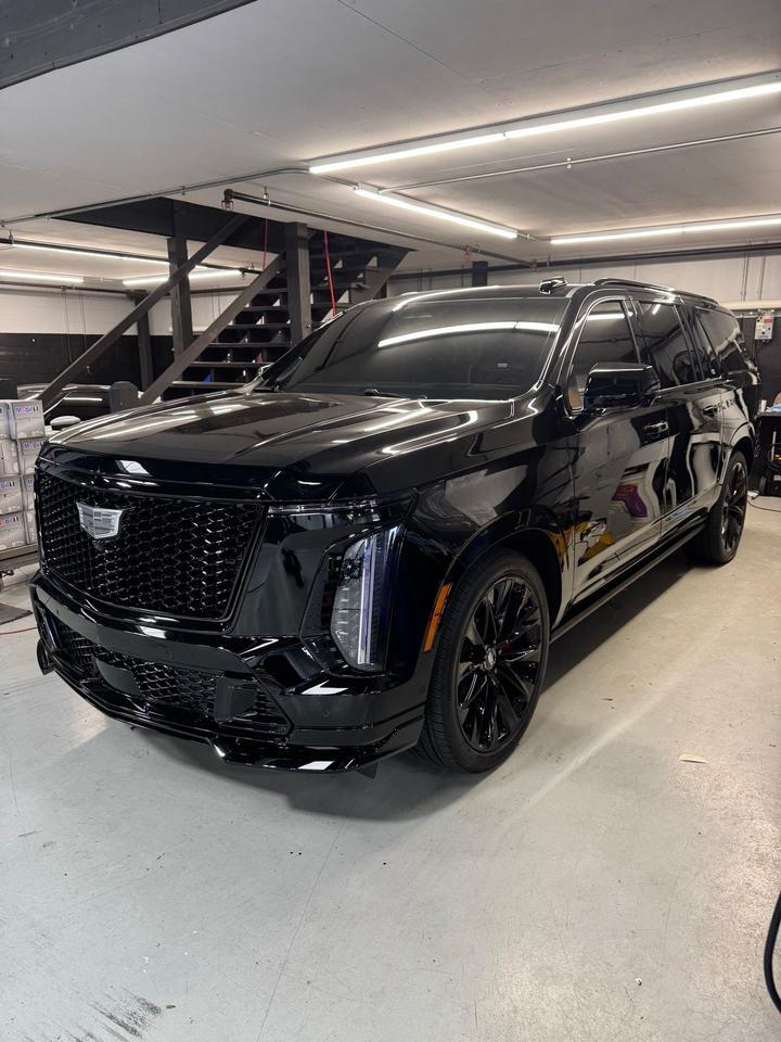 2026 Cadillac Escalade ESV V-Series