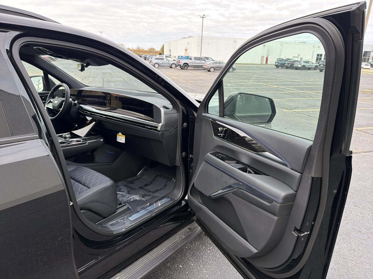 2026 Cadillac Escalade IQL Sport AWD Saukville WI