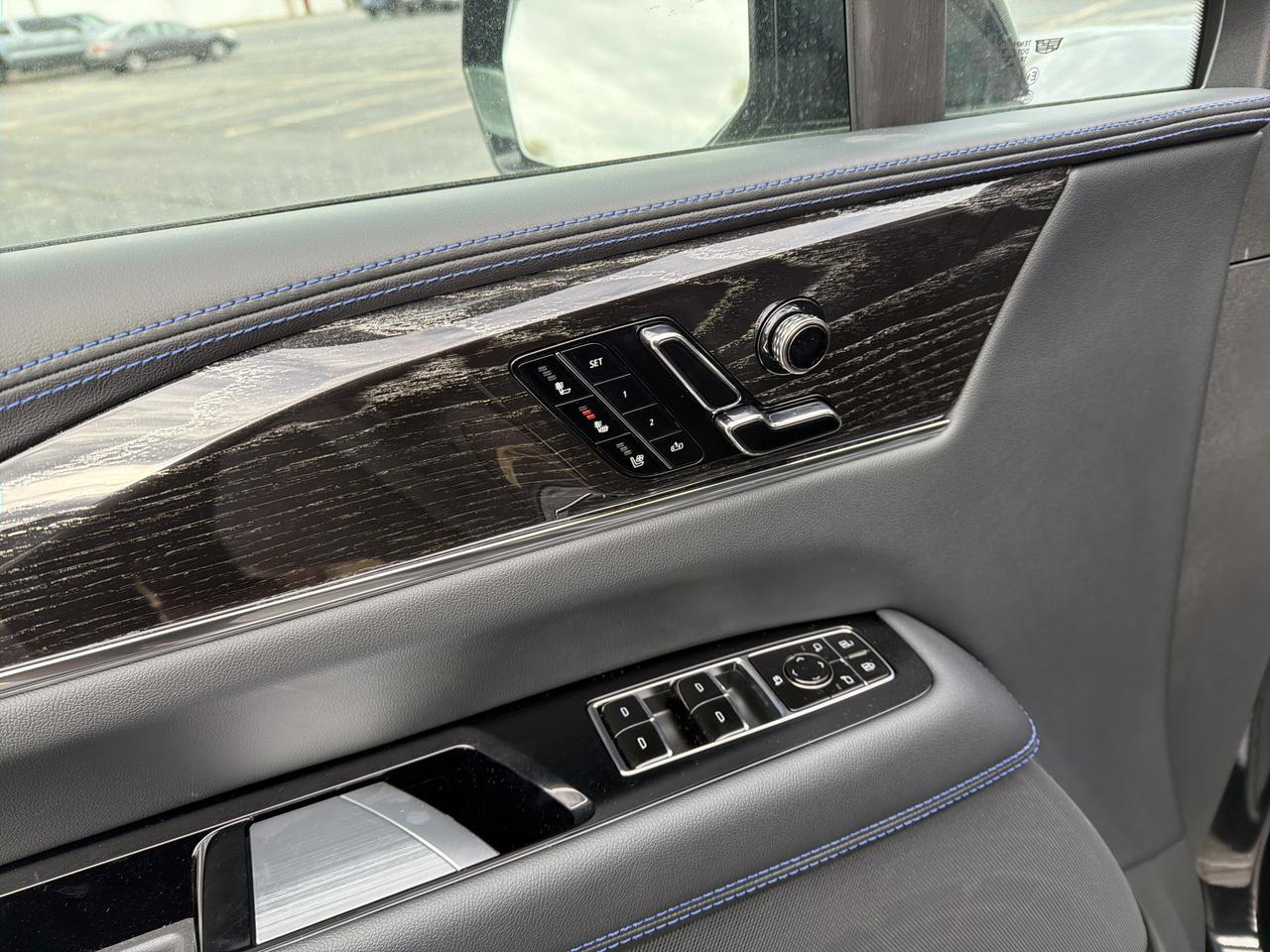 2026 Cadillac Escalade IQL Sport AWD Saukville WI