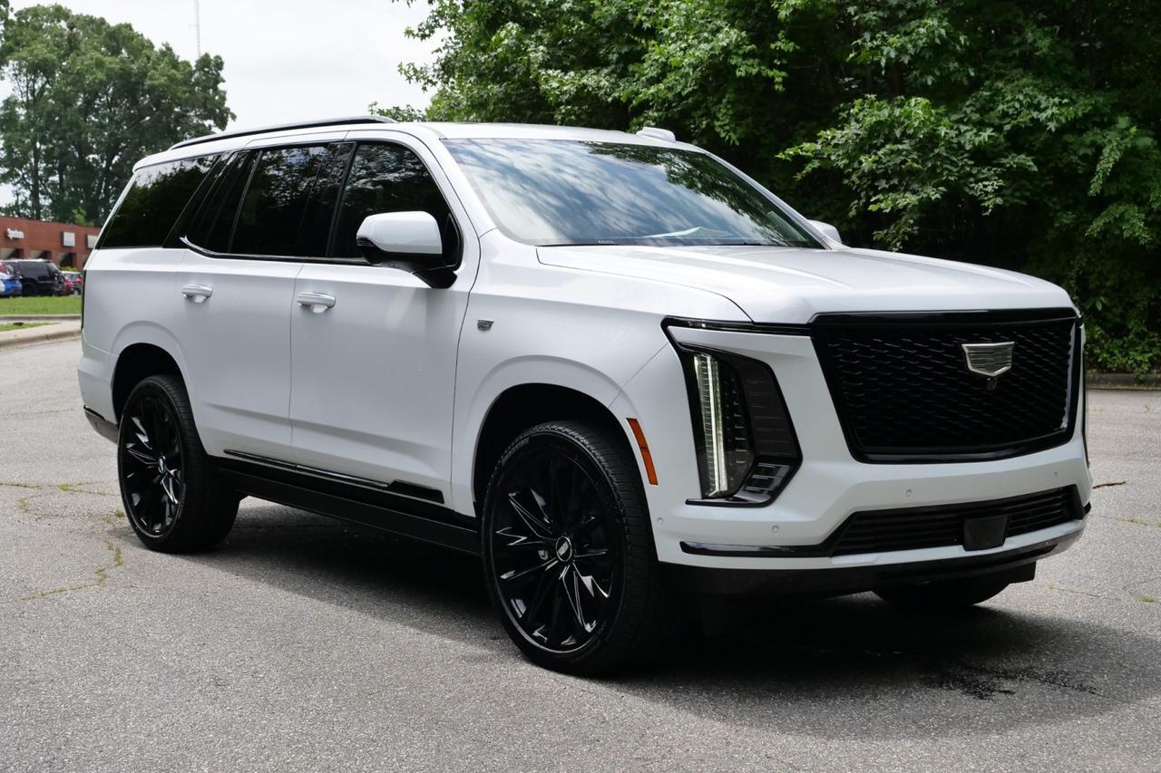 2026 Cadillac Escalade Platinum Sport / 4WD / Onyx PKG / Rear Entertainment! Lincolnton NC