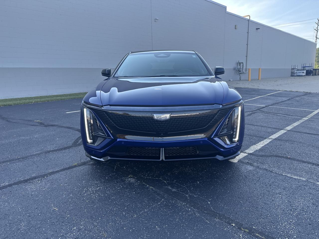 2026 Cadillac LYRIQ LYRIQ-V AWD