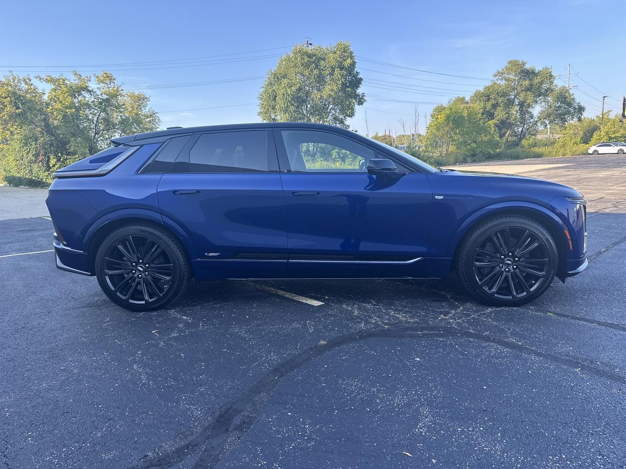 2026 Cadillac LYRIQ LYRIQ-V AWD Saukville WI