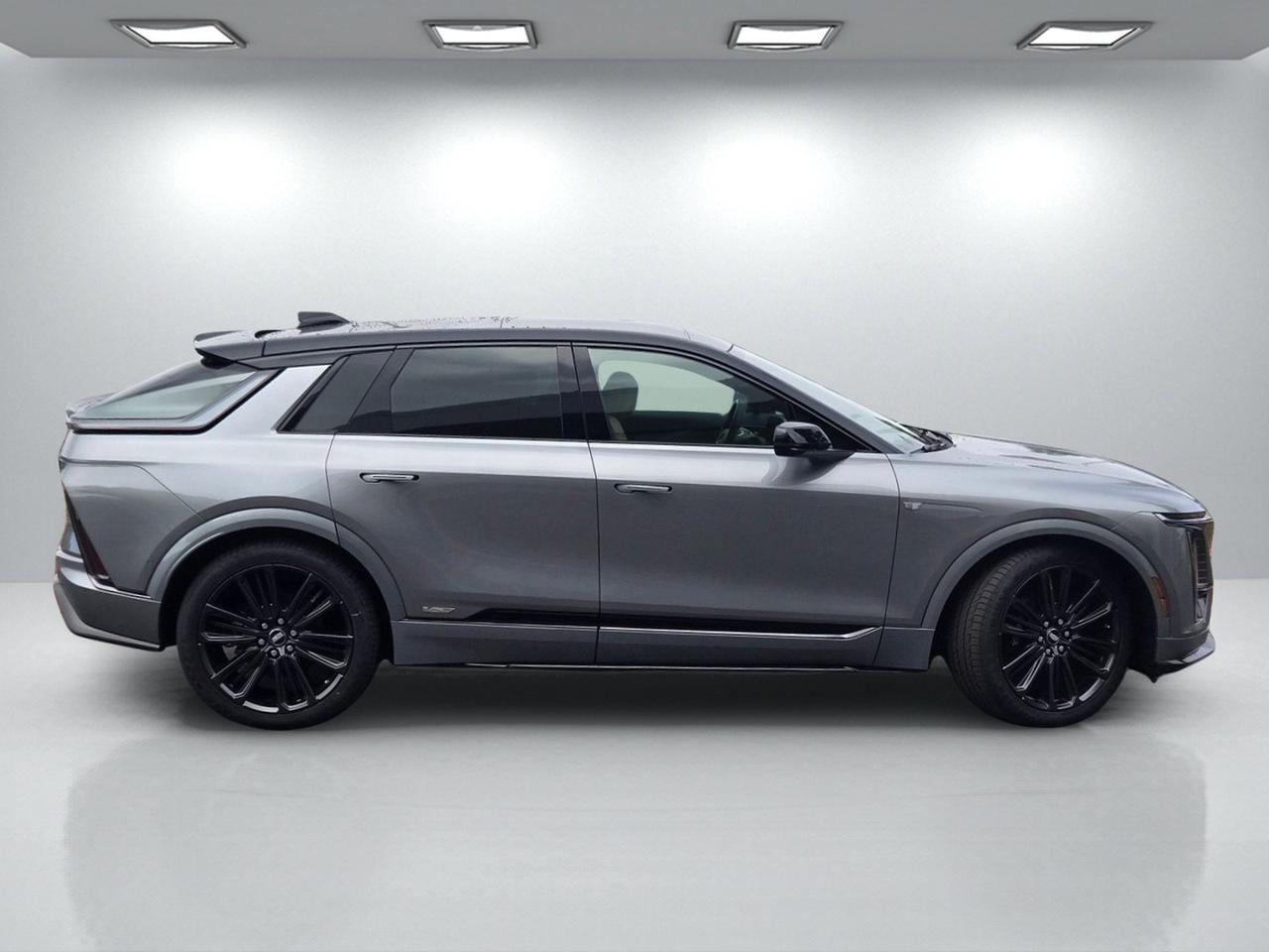 2026 Cadillac LYRIQ LYRIQ-V Premium