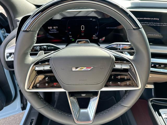 2026 Cadillac Lyriq photo 3