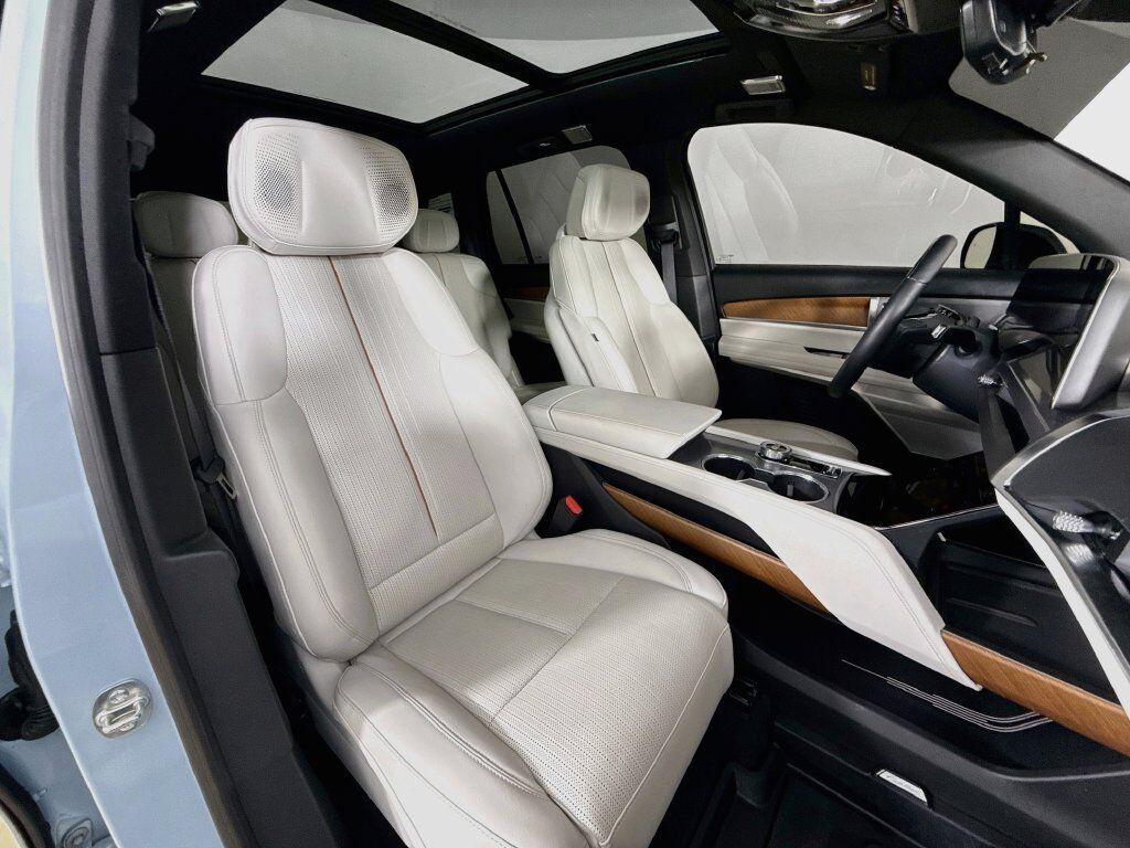 2026 Cadillac VISTIQ Sport Willowbrook IL