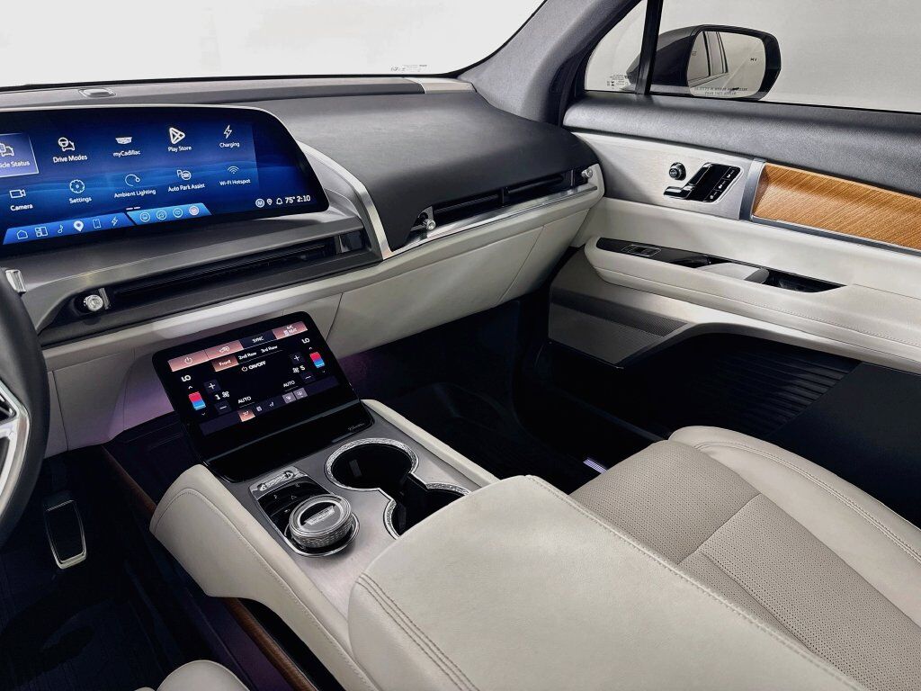 2026 Cadillac VISTIQ Sport Willowbrook IL