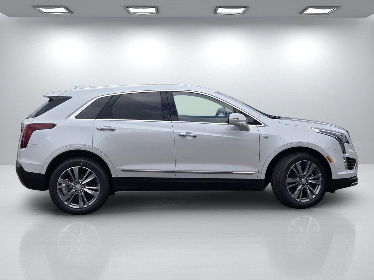 2026 Cadillac XT5 AWD Premium Luxury