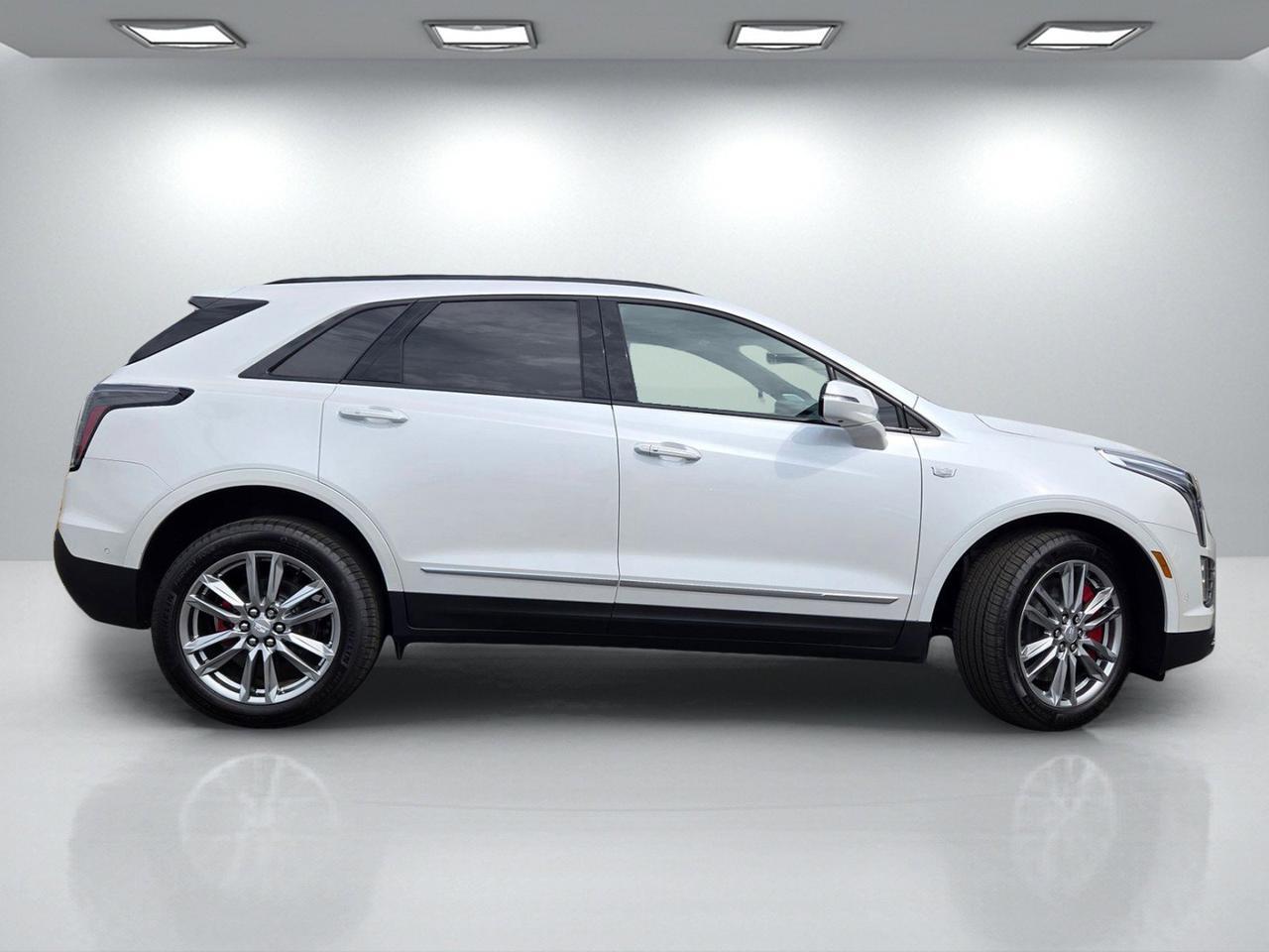 2026 Cadillac XT5 AWD Sport