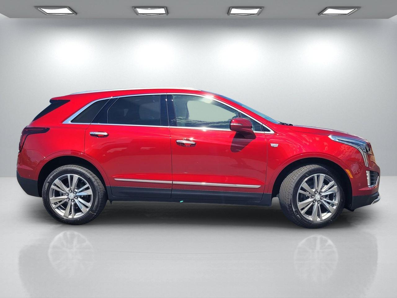 2026 Cadillac XT5 FWD Premium Luxury