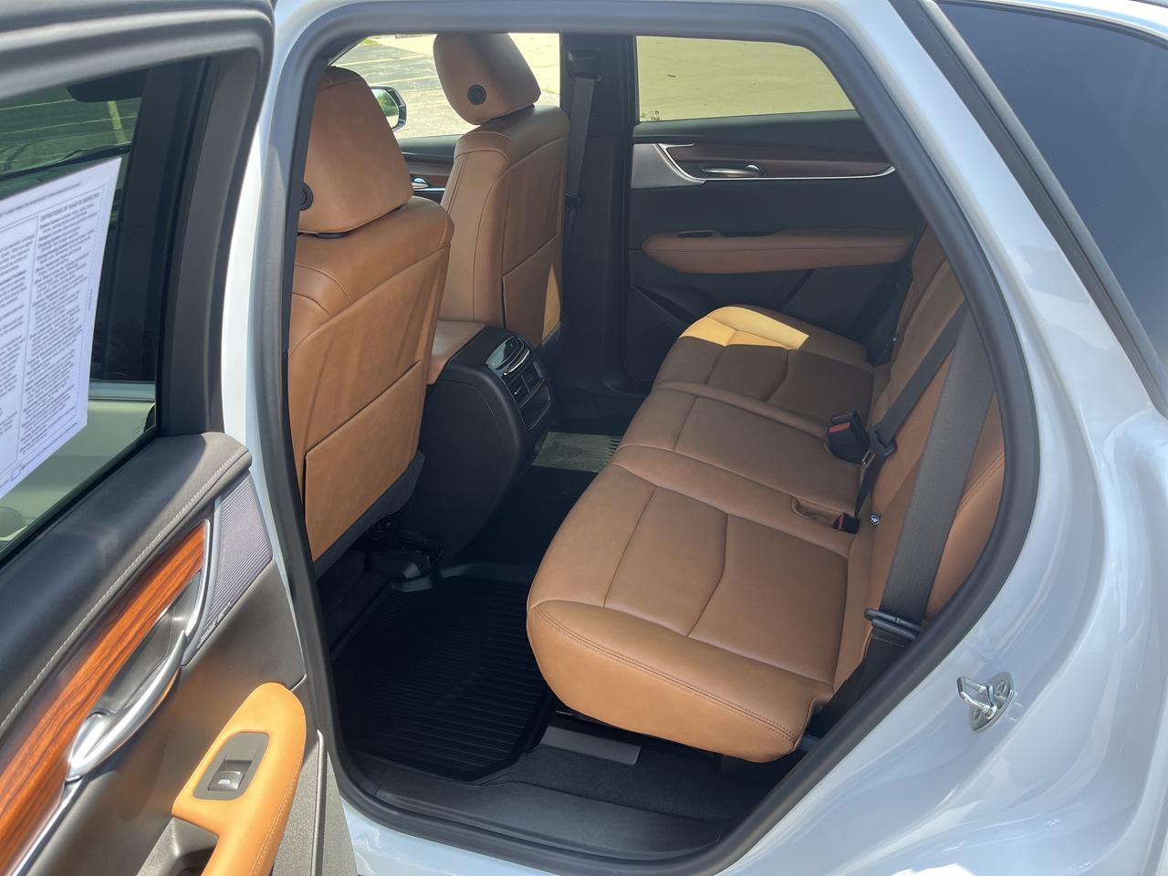 2026 Cadillac XT5 Premium Luxury AWD 3.6L DrvrAssst Tri-ZoneAutomaticClimateCTRL SmrtTowingPkgs w/AdptvCrz Sunroof Nav Saukville WI