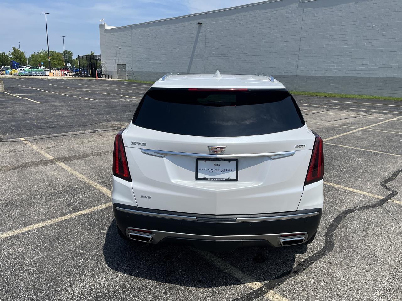2026 Cadillac XT5 Premium Luxury AWD 3.6L DrvrAssst Tri-ZoneAutomaticClimateCTRL SmrtTowingPkgs w/AdptvCrz Sunroof Nav Saukville WI