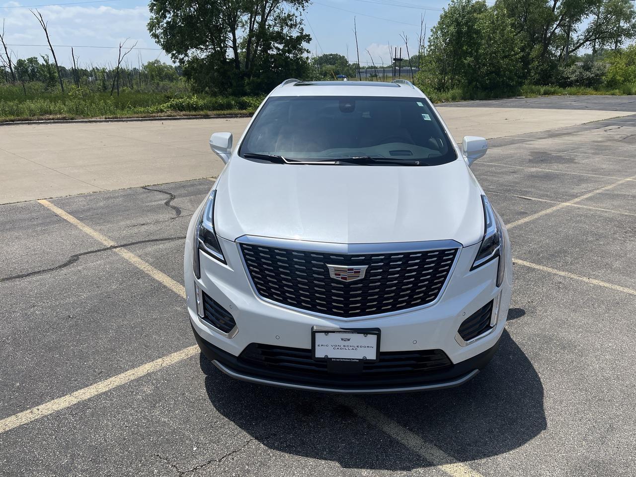 2026 Cadillac XT5 Premium Luxury AWD 3.6L DrvrAssst Tri-ZoneAutomaticClimateCTRL SmrtTowingPkgs w/AdptvCrz Sunroof Nav Saukville WI