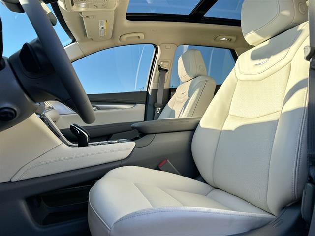 2026 Cadillac XT5 Premium Luxury FWD Tucson AZ