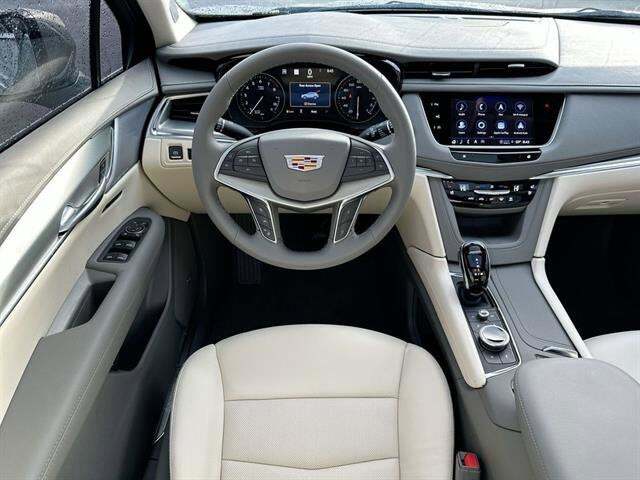 2026 Cadillac XT5 Premium Luxury Tucson AZ