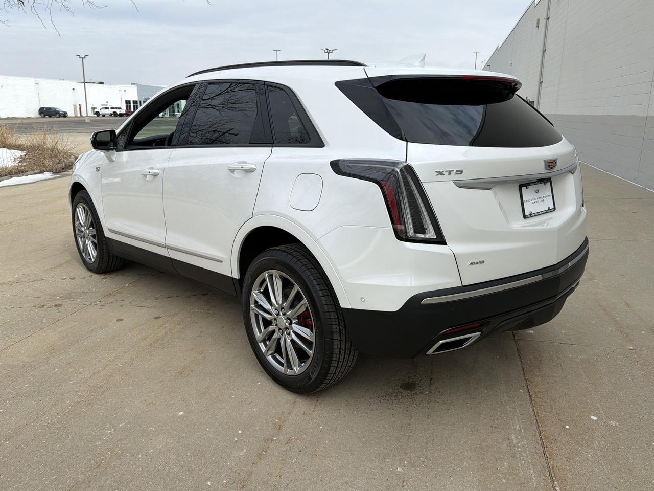 2026 Cadillac XT5 Sport AWD Saukville WI