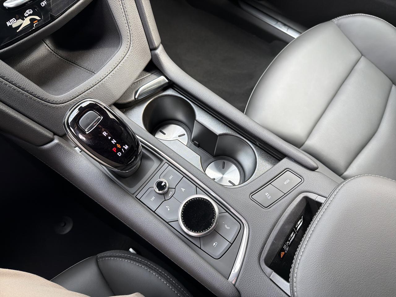 2026 Cadillac XT5 Sport AWD Saukville WI