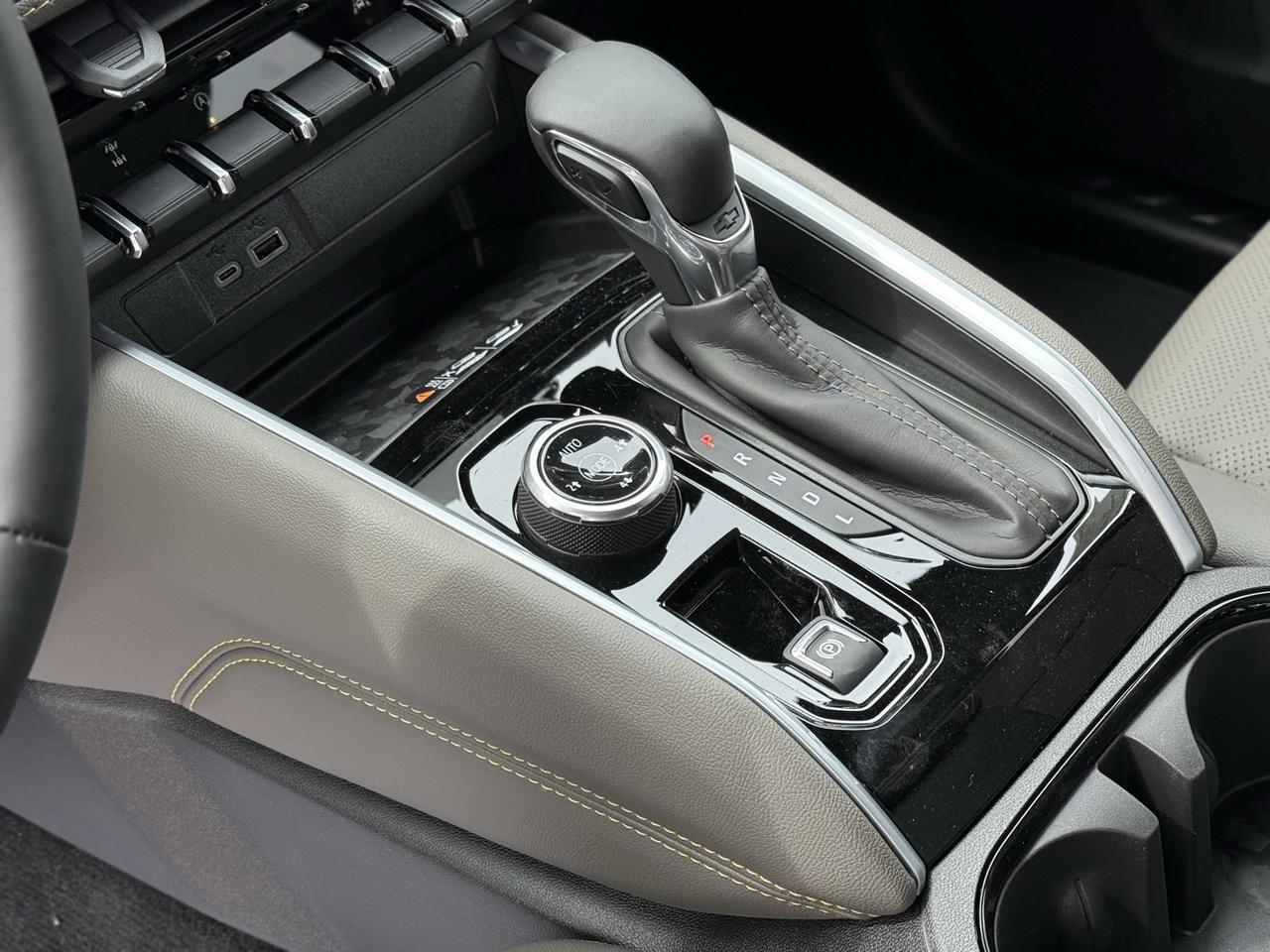 2026 Chevrolet Colorado ZR2 Crestwood KY