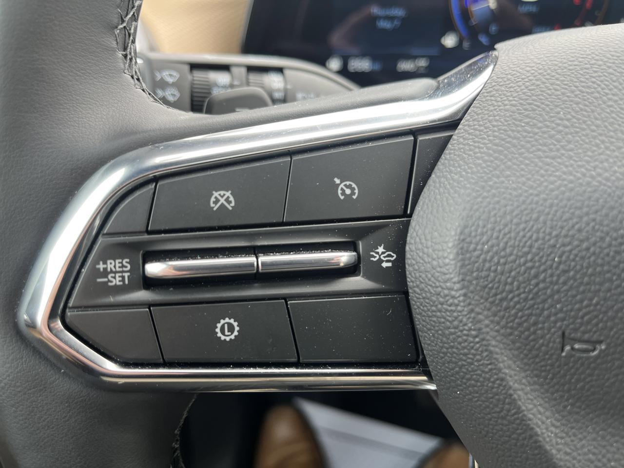 2026 Chevrolet Equinox ACTIV AWD Conv3Pkg w/Sunroof AdptvCrz HtdCldMemEvotex HtdSteeringWheel Saukville WI