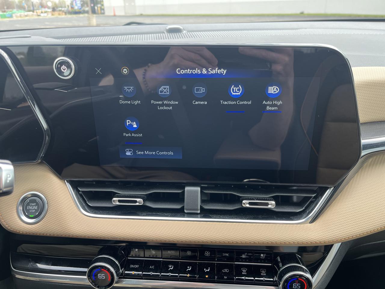 2026 Chevrolet Equinox ACTIV AWD Conv3Pkg w/Sunroof AdptvCrz HtdCldMemEvotex HtdSteeringWheel Saukville WI