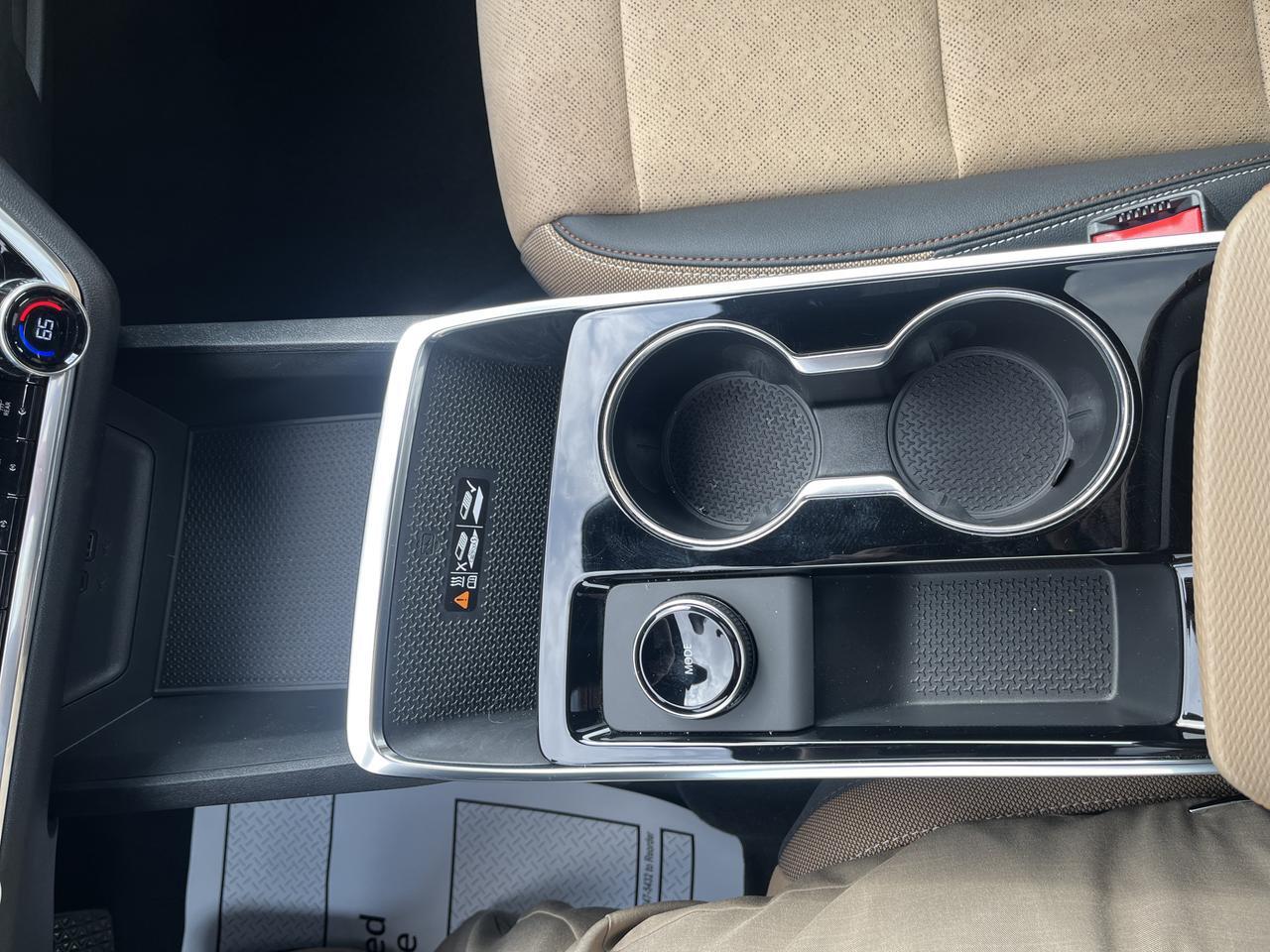 2026 Chevrolet Equinox ACTIV AWD Conv3Pkg w/Sunroof AdptvCrz HtdCldMemEvotex HtdSteeringWheel Saukville WI