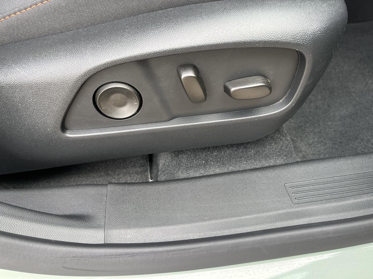 2026 Chevrolet Equinox ACTIV AWD Conv3Pkg w/Sunroof AdptvCrz HtdCldMemEvotex HtdSteeringWheel Saukville WI