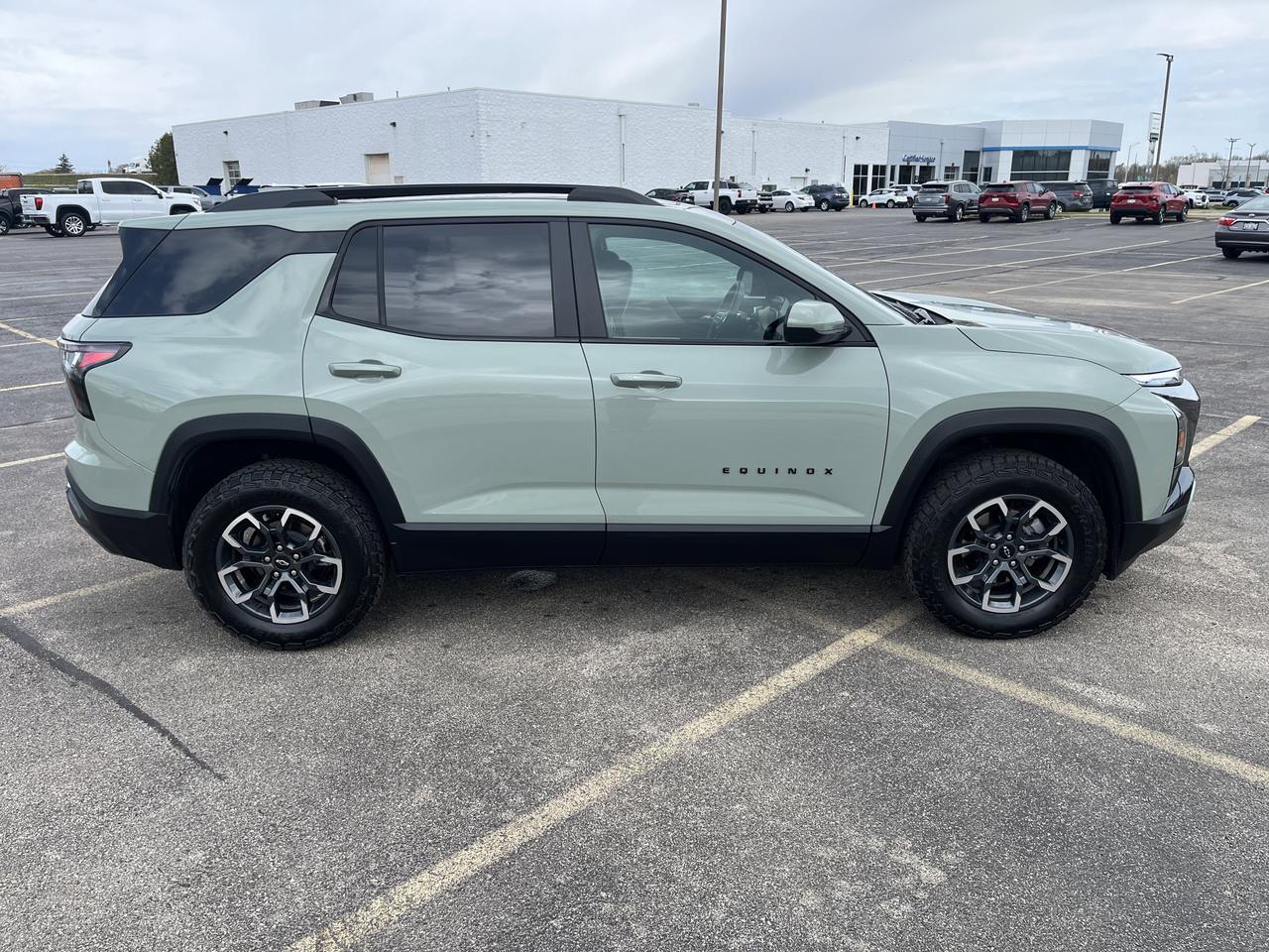 2026 Chevrolet Equinox ACTIV AWD Conv3Pkg w/Sunroof AdptvCrz HtdCldMemEvotex HtdSteeringWheel Saukville WI