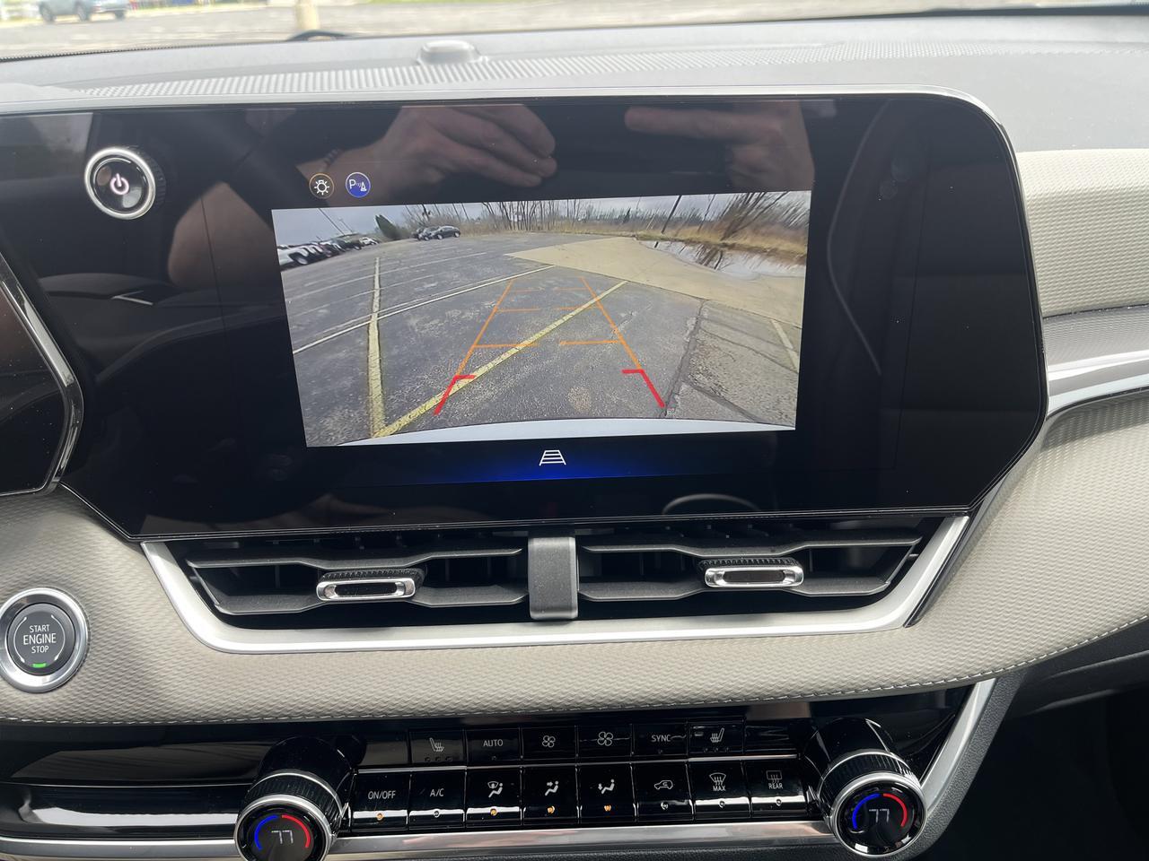 2026 Chevrolet Equinox LT AWD Convenience2Pkg w/19s HtdEvotex HtdStrngWhl 8-WayPwrDrvrSeat AutosensePwrLiftgate Saukville WI