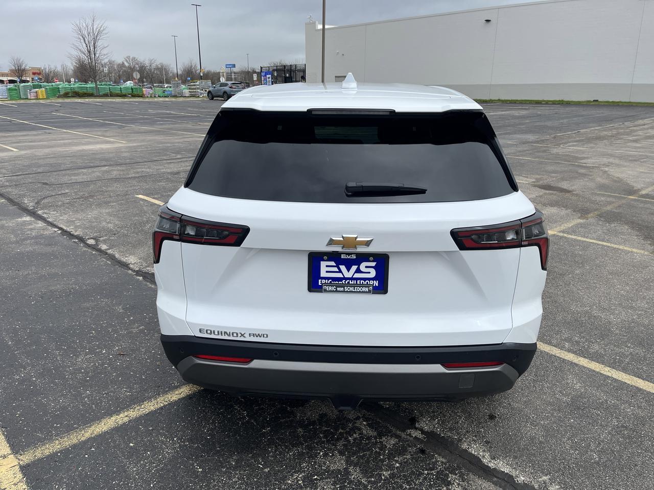 2026 Chevrolet Equinox LT AWD Convenience2Pkg w/19s HtdEvotex HtdStrngWhl 8-WayPwrDrvrSeat AutosensePwrLiftgate Saukville WI