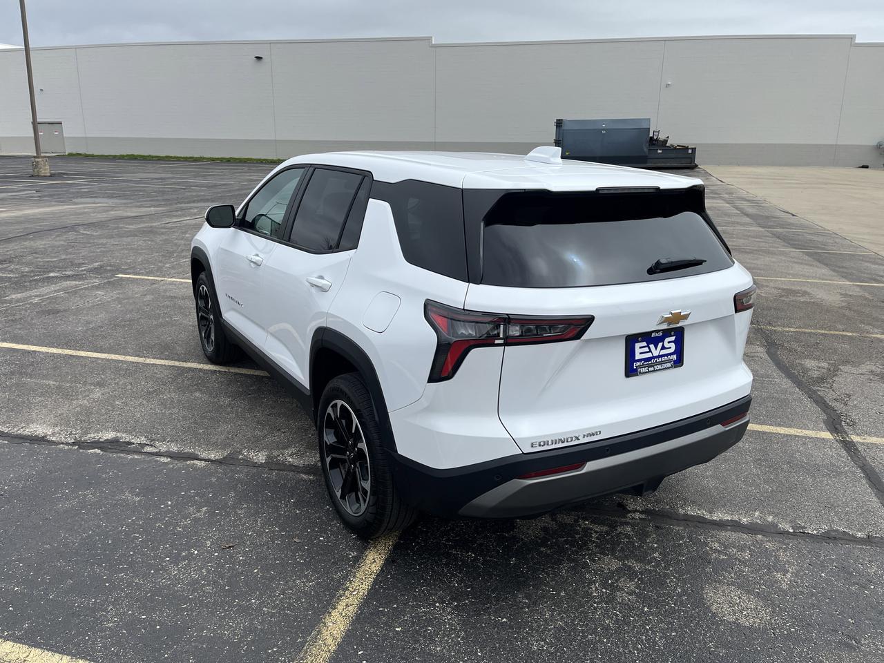 2026 Chevrolet Equinox LT AWD Convenience2Pkg w/19s HtdEvotex HtdStrngWhl 8-WayPwrDrvrSeat AutosensePwrLiftgate Saukville WI