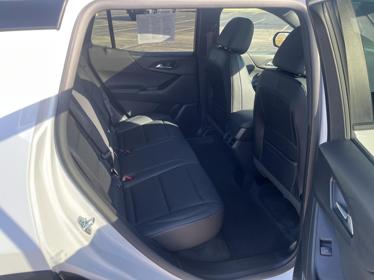 2026 Chevrolet Equinox LT AWD Convenience2Pkg w/Sunroof 19s AdptvCrz HtdEvotex HtdSteeringWhl 8-WayPwrDrvrSt HD-RearCamera Saukville WI