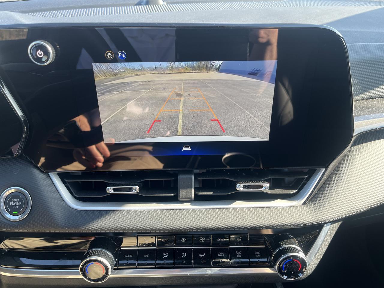 2026 Chevrolet Equinox LT AWD Convenience2Pkg w/Sunroof 19s AdptvCrz HtdEvotex HtdSteeringWhl 8-WayPwrDrvrSt HD-RearCamera Saukville WI