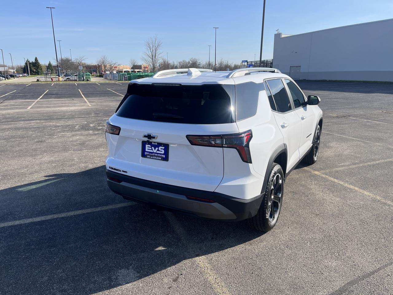 2026 Chevrolet Equinox LT AWD Convenience2Pkg w/Sunroof 19s AdptvCrz HtdEvotex HtdSteeringWhl 8-WayPwrDrvrSt HD-RearCamera Saukville WI
