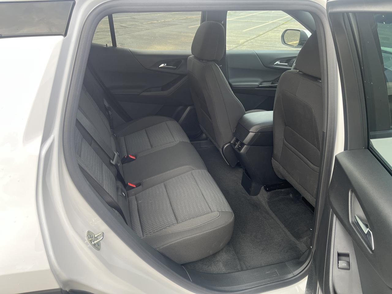 2026 Chevrolet Equinox LT AWD FloorLinerPkg w/BlackBowties AdptvCrz HtdSeats HtdSteeringWheel HD-RearCamera Saukville WI
