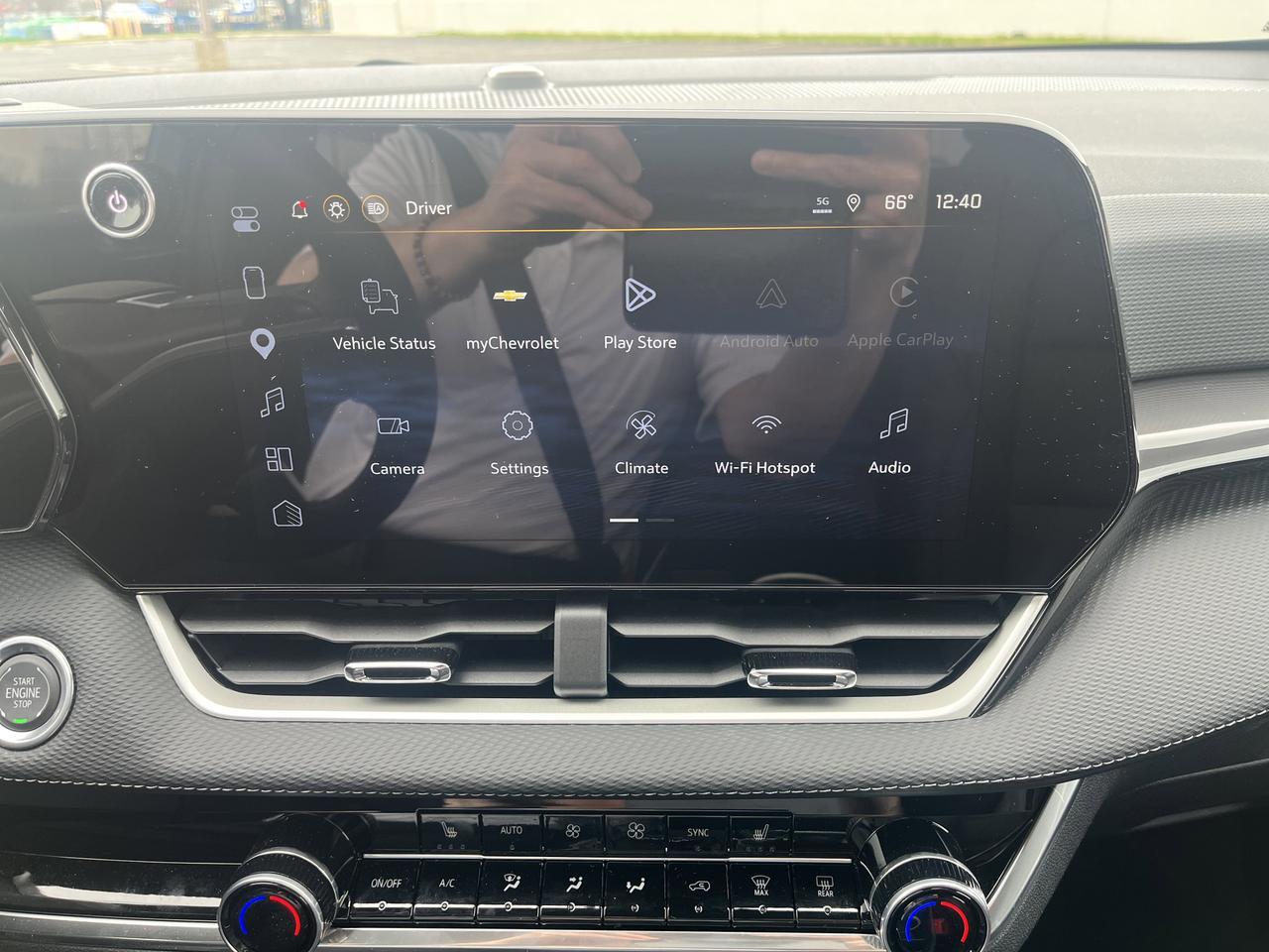 2026 Chevrolet Equinox LT AWD MidnightEdition Conv2Pkg w/19s MosiacBlack2-ToneRoof AdptvCrz HtdEvotex HtdStrngWhl Saukville WI