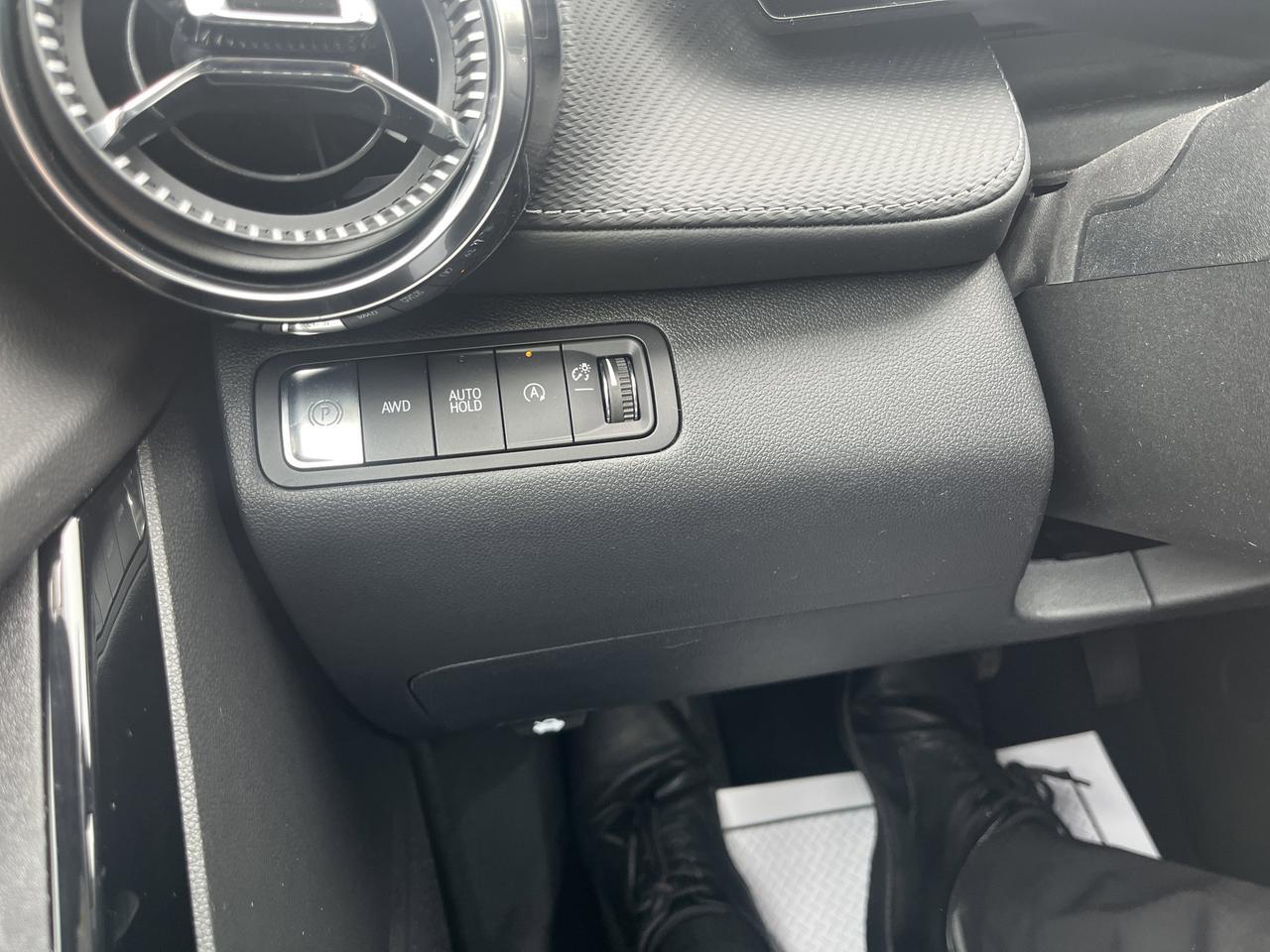 2026 Chevrolet Equinox LT AWD MidnightEdition Conv2Pkg w/19s MosiacBlack2-ToneRoof AdptvCrz HtdEvotex HtdStrngWhl Saukville WI