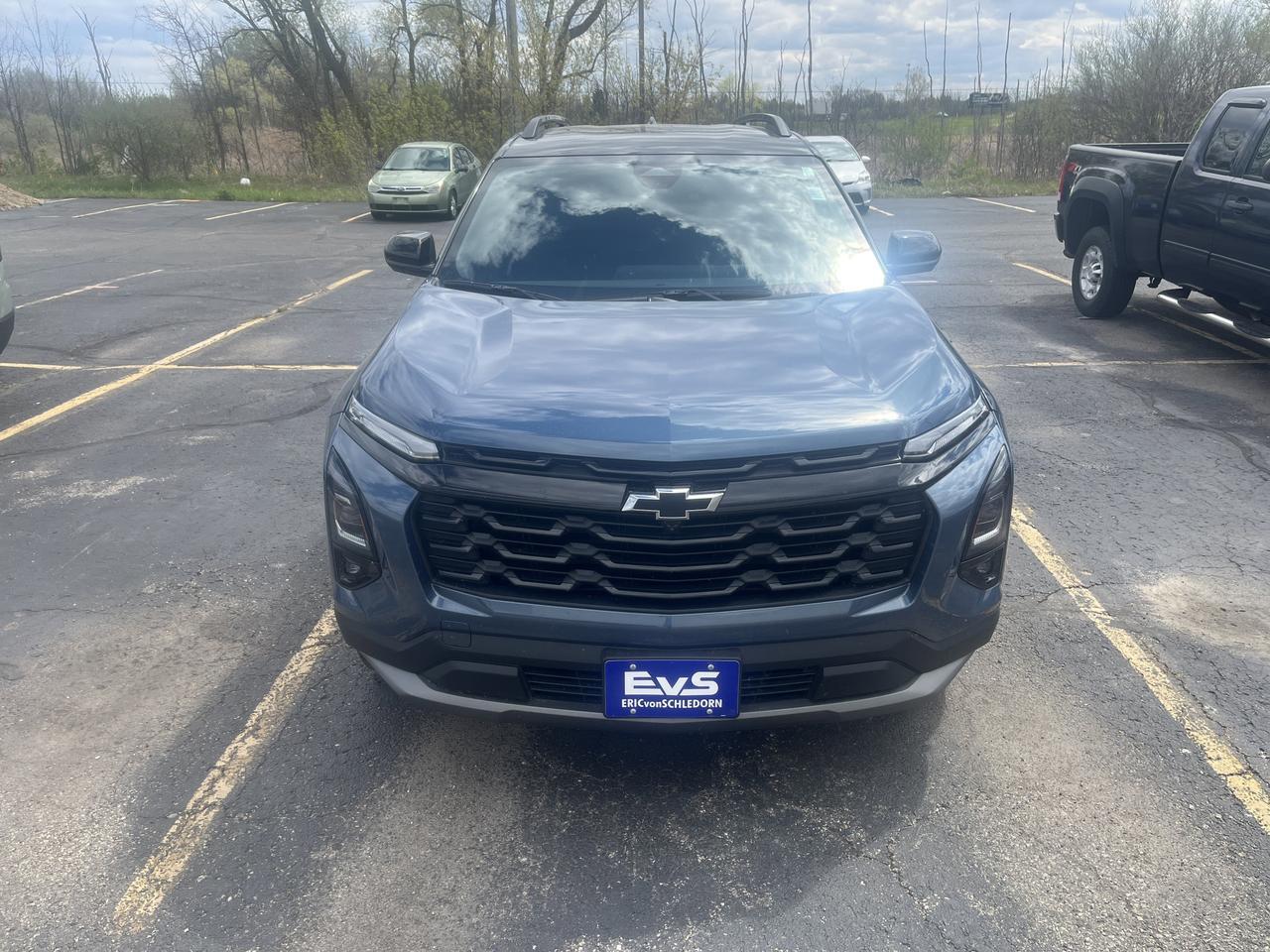 2026 Chevrolet Equinox LT AWD MidnightEdt Convenience SafetyTechnologyPkgs w/19s AdptvCrz HtdEvotex FogLamps HD-SrrndVsn Saukville WI