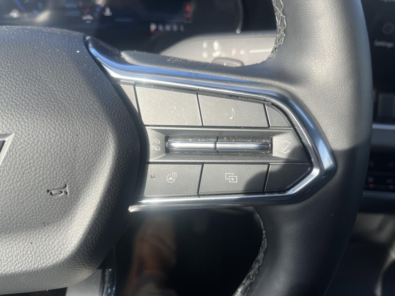 2026 Chevrolet Equinox LT AWD w/Conv2 SafetyTechnologyPkgs w/19s AdptvCrz HtdEvotex HtdStrngWhl 8-WayPwrDrvrSeat FogLamps Saukville WI