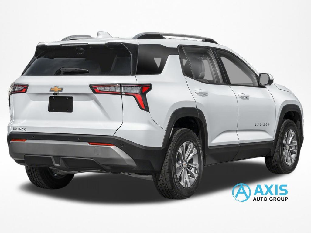 2026 Chevrolet Equinox LT photo 2