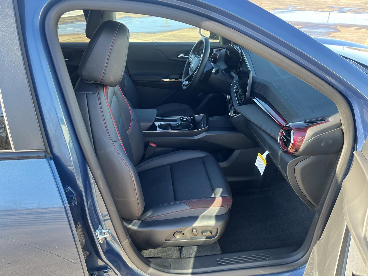 2026 Chevrolet Equinox RS AWD Conv3Pkg w/AdptvCrz HtdCldMemEvotex HD-RearCamera Saukville WI