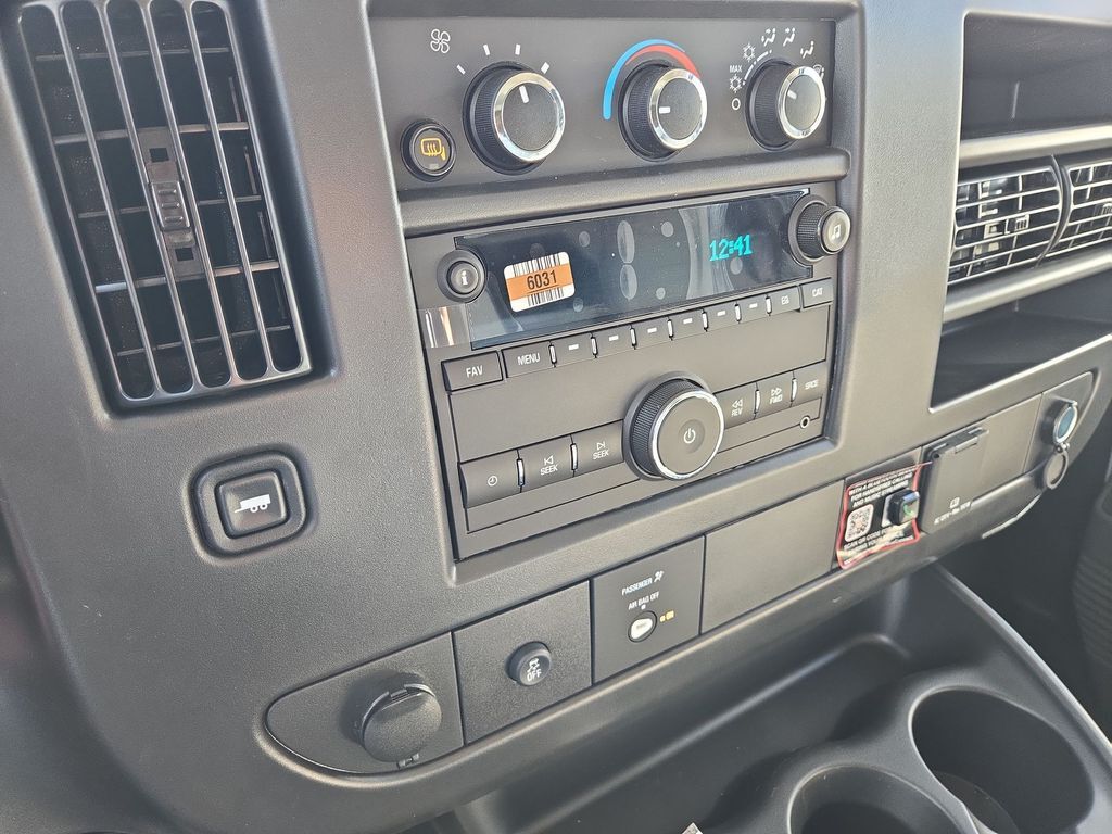 2026 Chevrolet Express 2500 Work Van