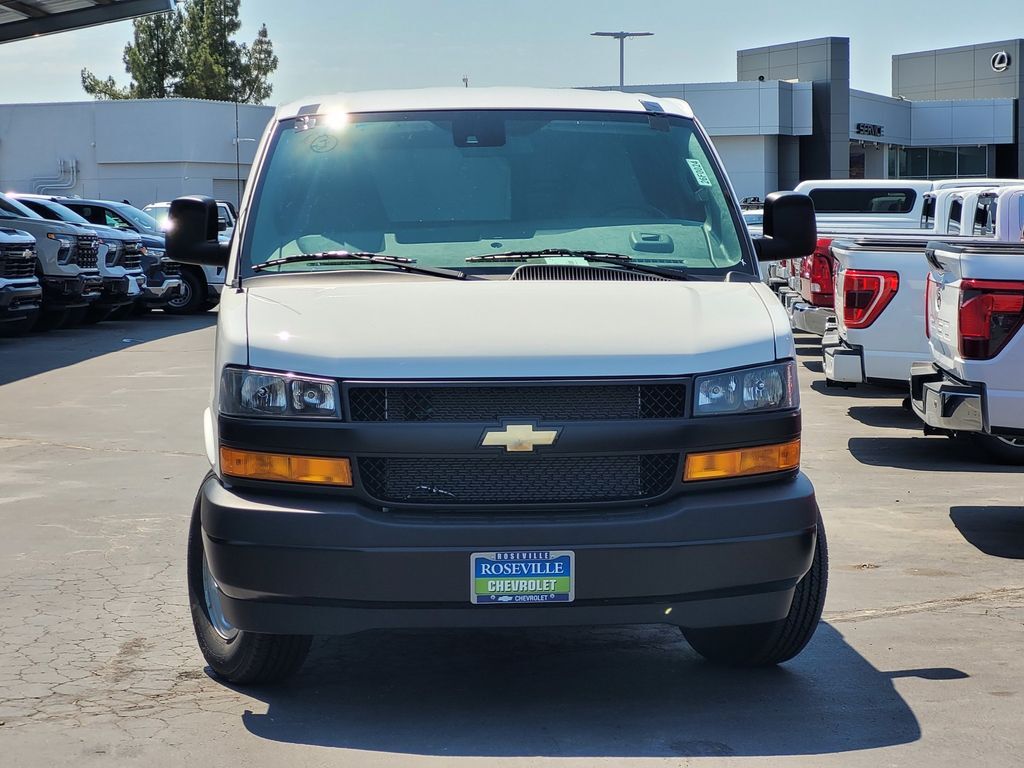 2026 Chevrolet Express 2500 Work Van