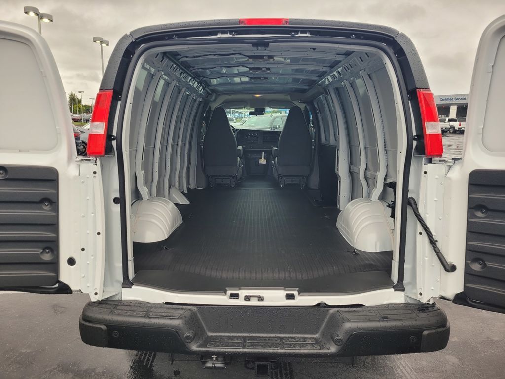 2026 Chevrolet Express 3500 Work Van Roseville CA