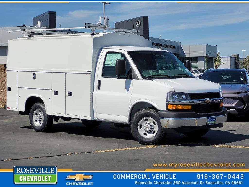 2026 Chevrolet Express 3500 Work Van