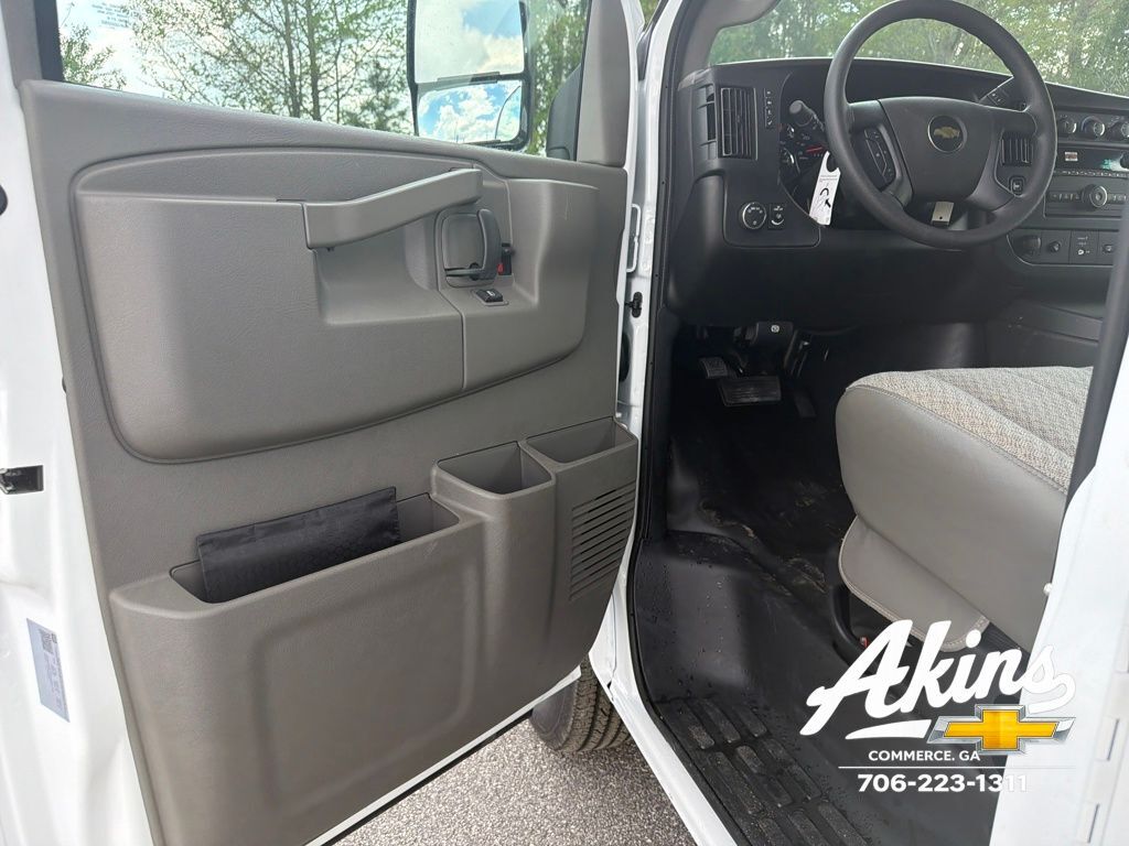 2026 Chevrolet Express 3500 Work Van Commerce GA