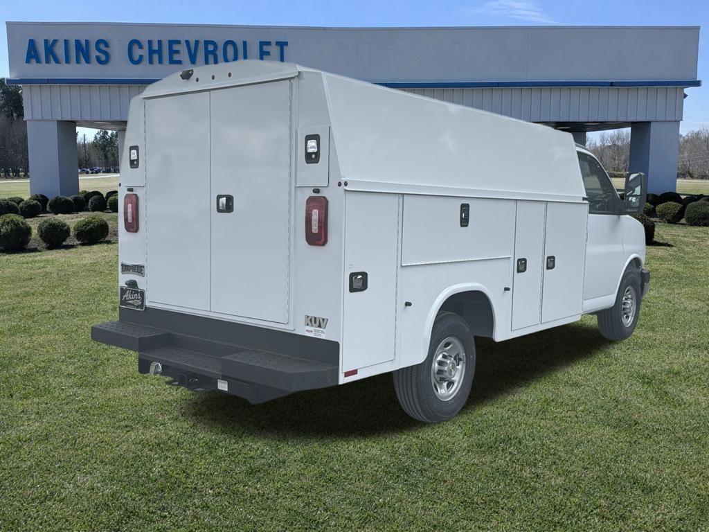 2026 Chevrolet Express 3500 Work Van Commerce GA