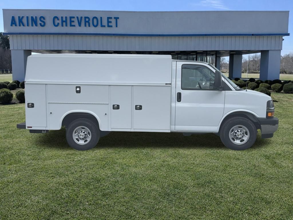 2026 Chevrolet Express 3500 Work Van Commerce GA