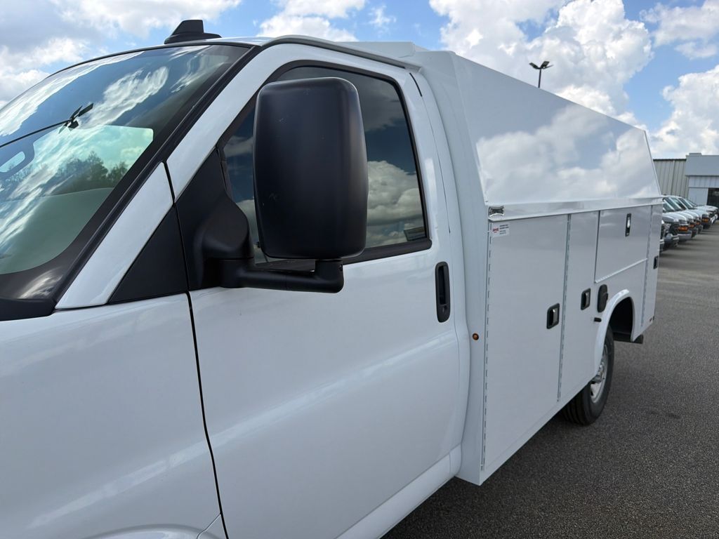 2026 Chevrolet Express 3500 Work Van Commerce GA