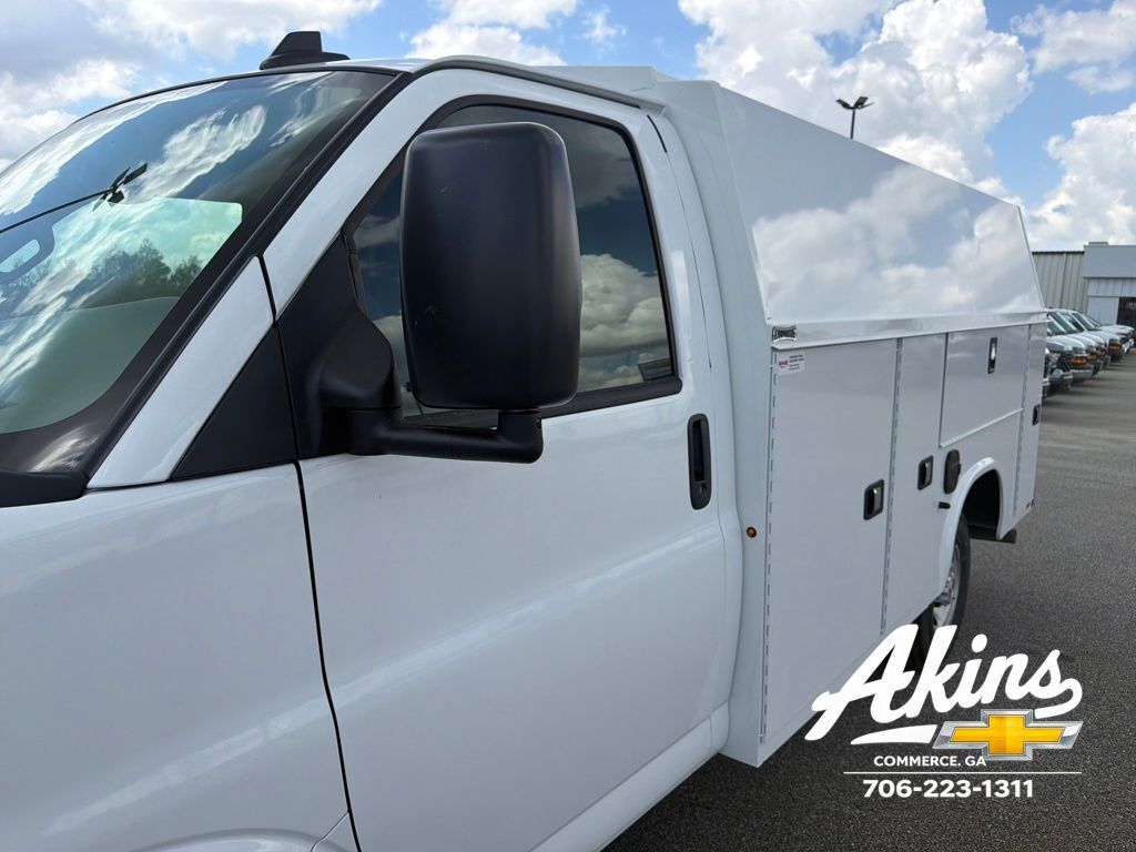 2026 Chevrolet Express 3500 Work Van Commerce GA